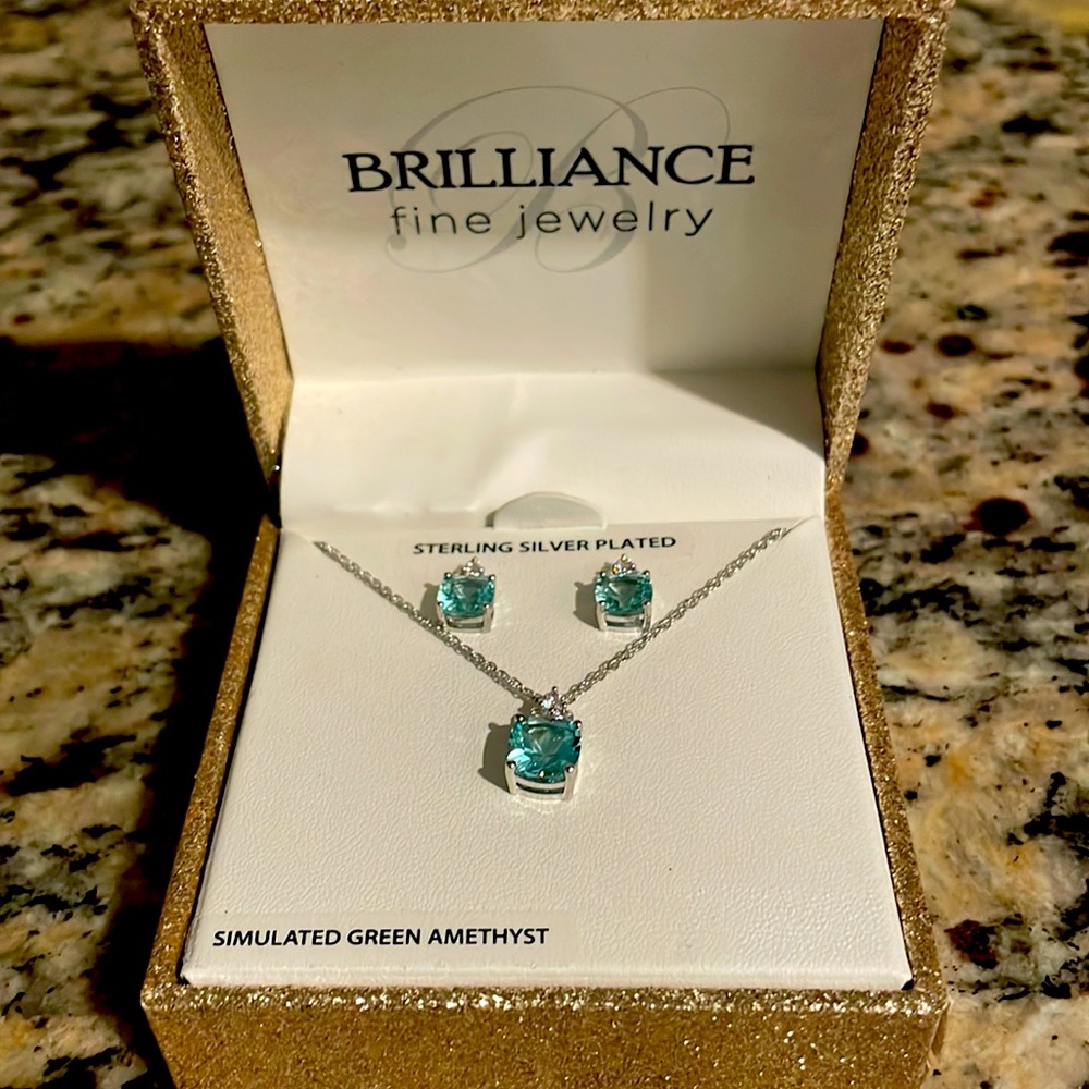 Earrings and necklace set